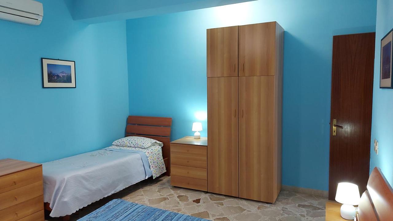 צ'פאלו Casa Floridea -Mediterranea Sicilia Apt מראה חיצוני תמונה